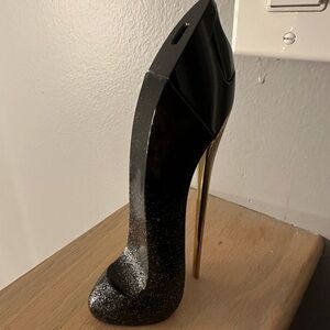 Carolina Herrera good girl Black and Gold Stiletto Perfume FULL Bottle